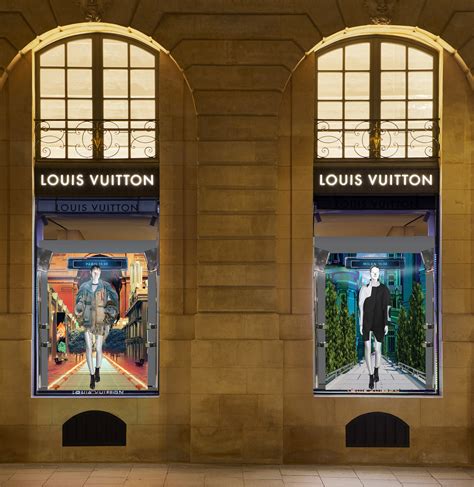 louis vuitton vitrine